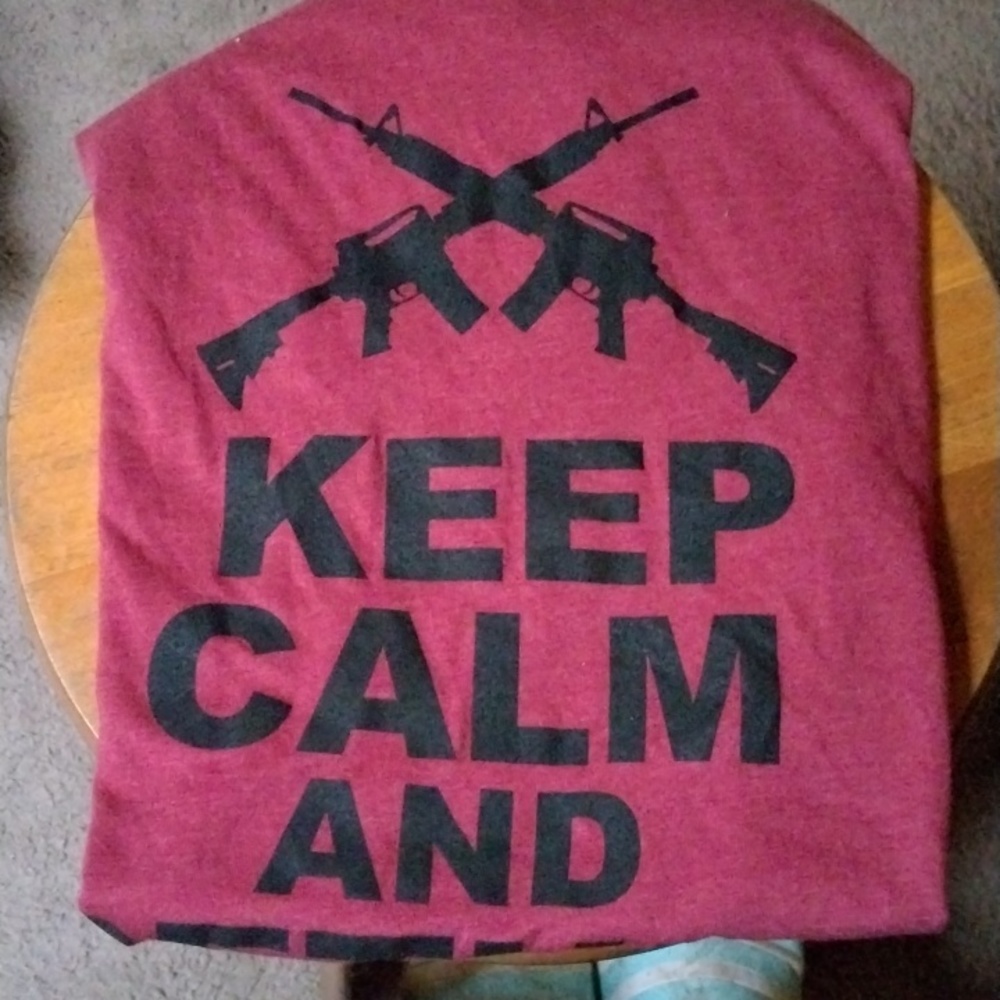 Cool tee - Picture 2 of 3